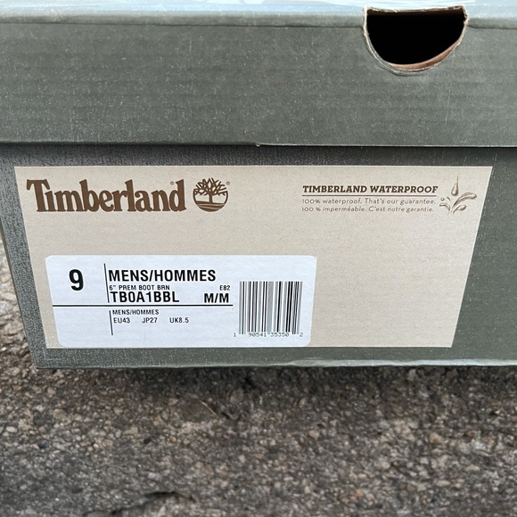 [SOLD on Mercari] Beige Timberlands (6 inch) EXCELLENT CONDITION! - Picture 8 of 8